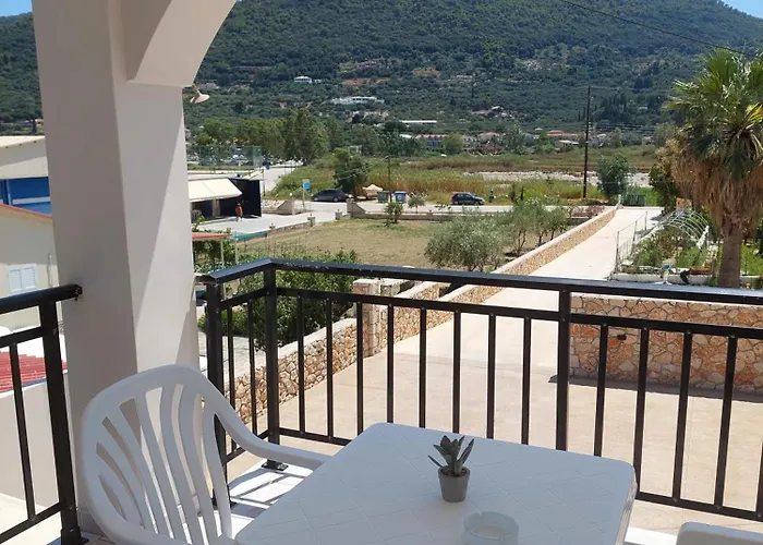 Hotel Avra