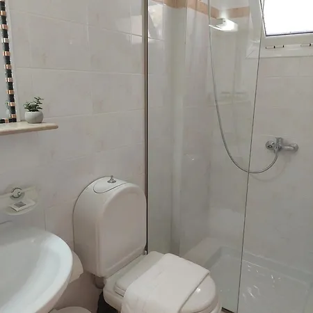 Avra