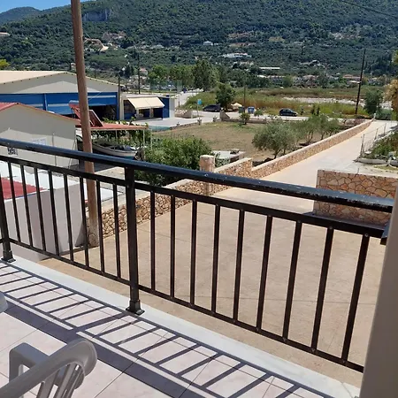 Hotel Avra *
