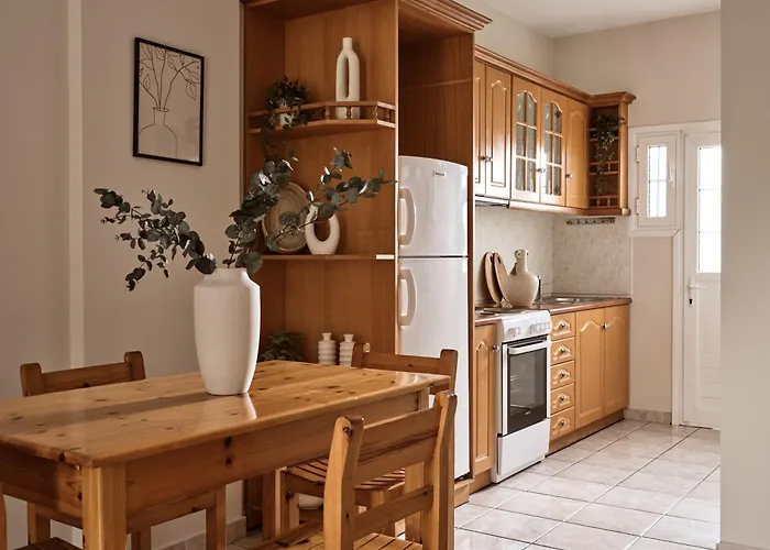 فندق Avra كيري