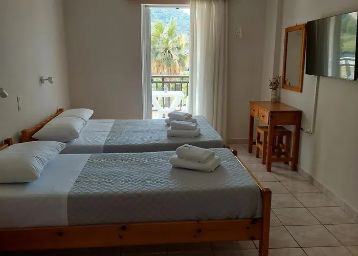 Avra Hotel Keri