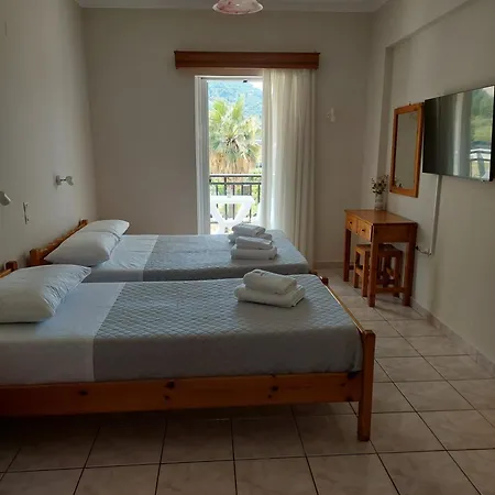 Avra Hotel Keri